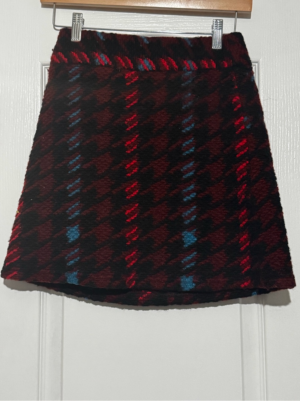 TopShop Women's Plaid A-Line Mini Knit Skirt in Burgundy with Red & Blue Accents